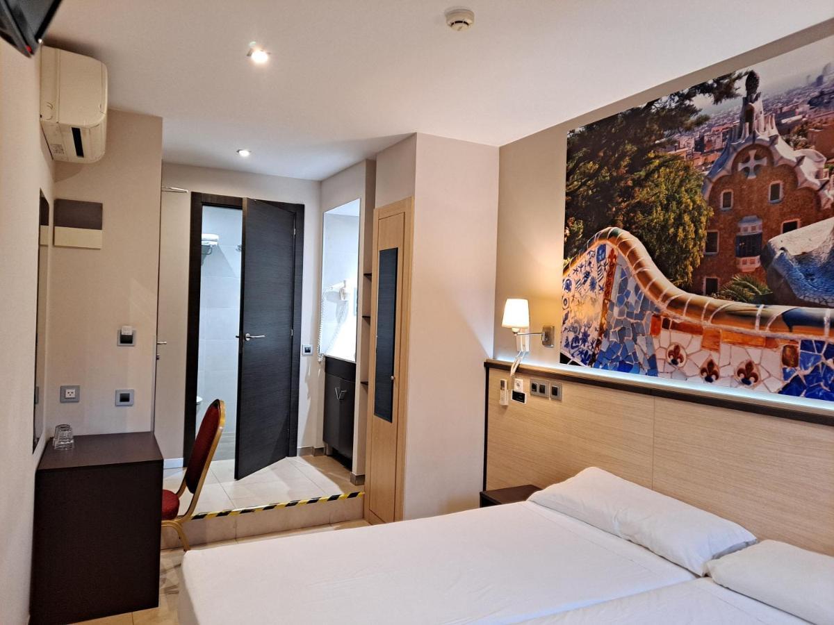 HOSTAL LAS FLORES BARCELONA